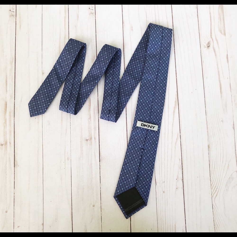 DKNY Silk Blue Patterned Tie